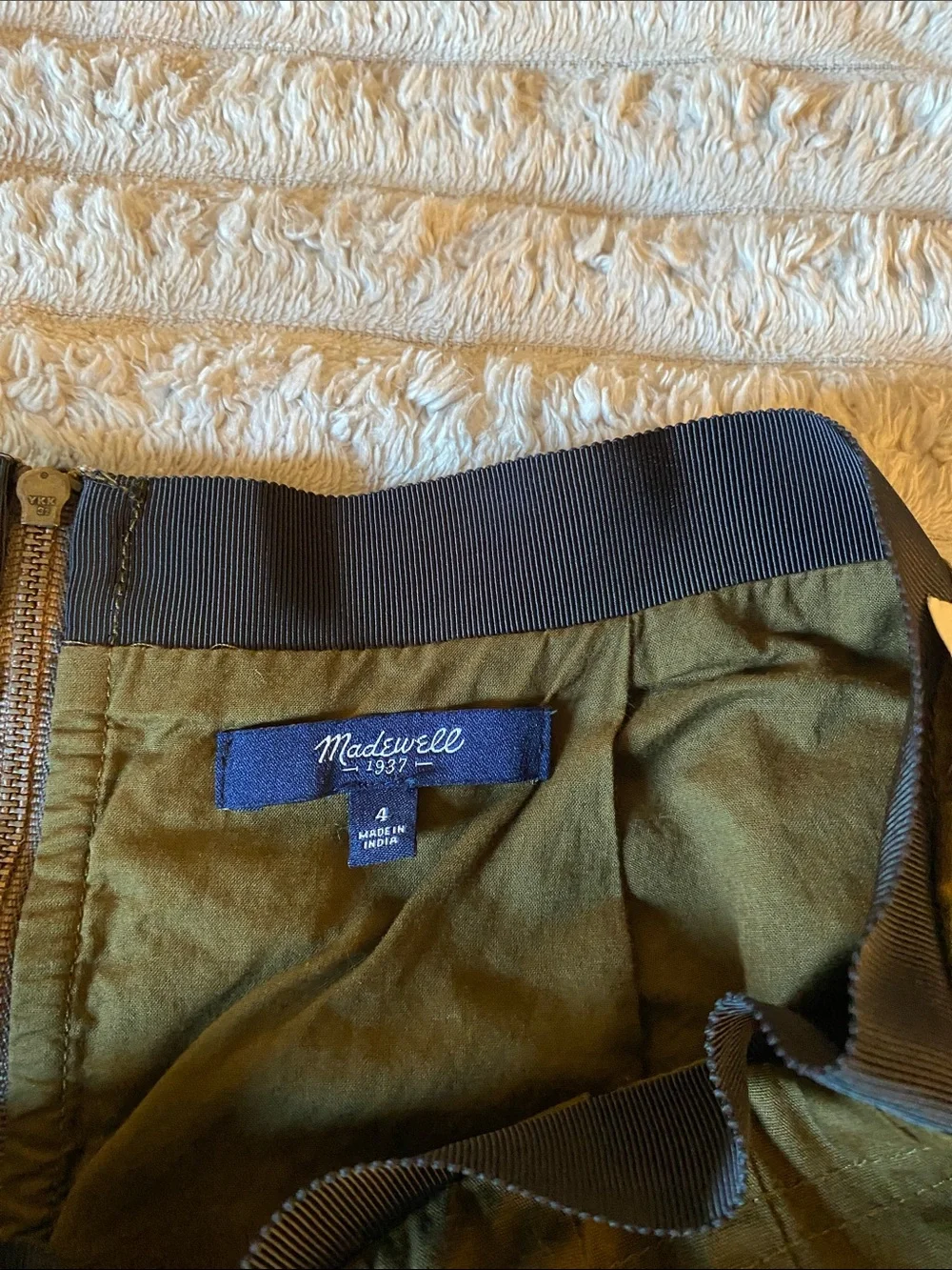 N/A classic olive